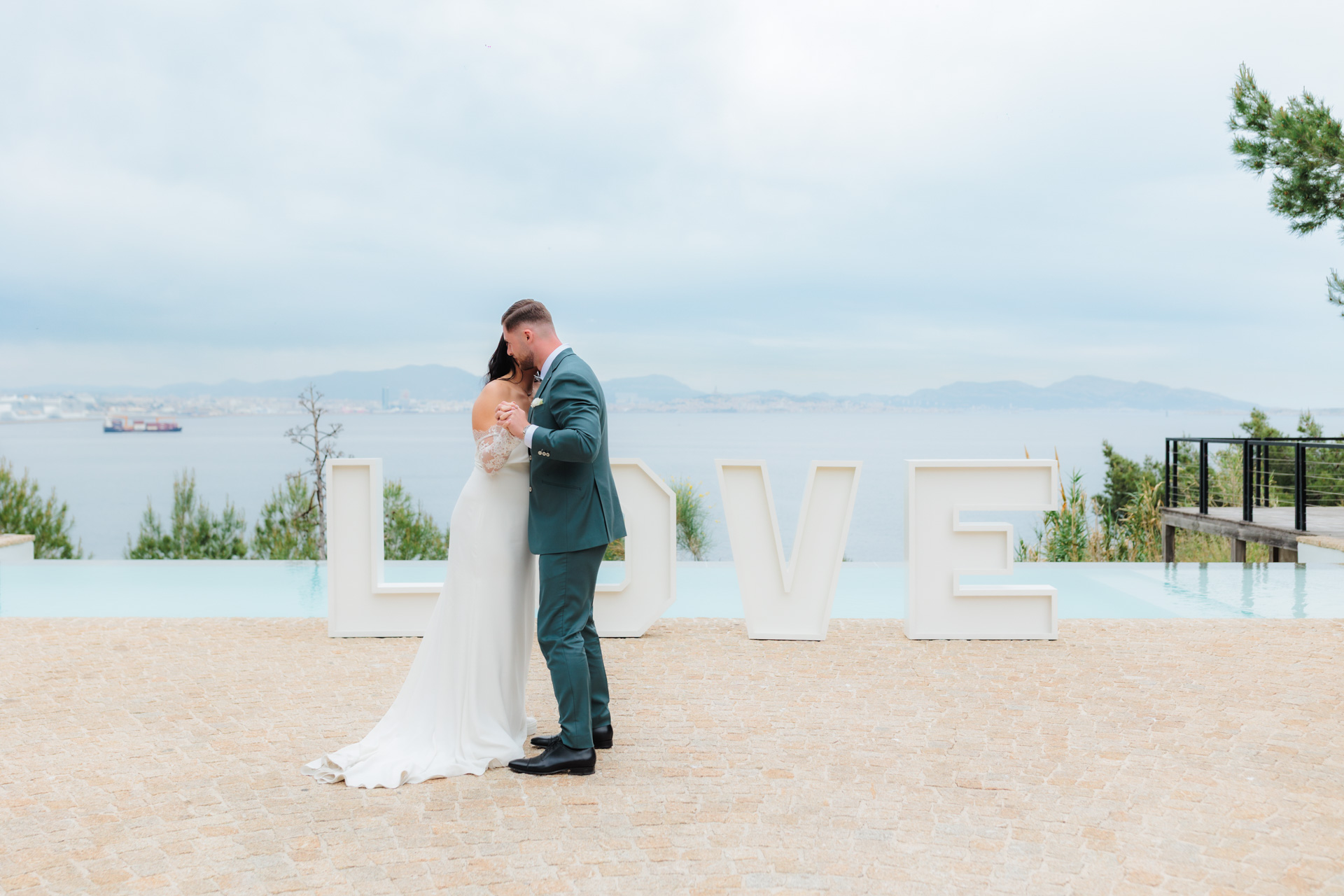 Vue panoramique du Fortin de Corbière sur la mer à Marseille