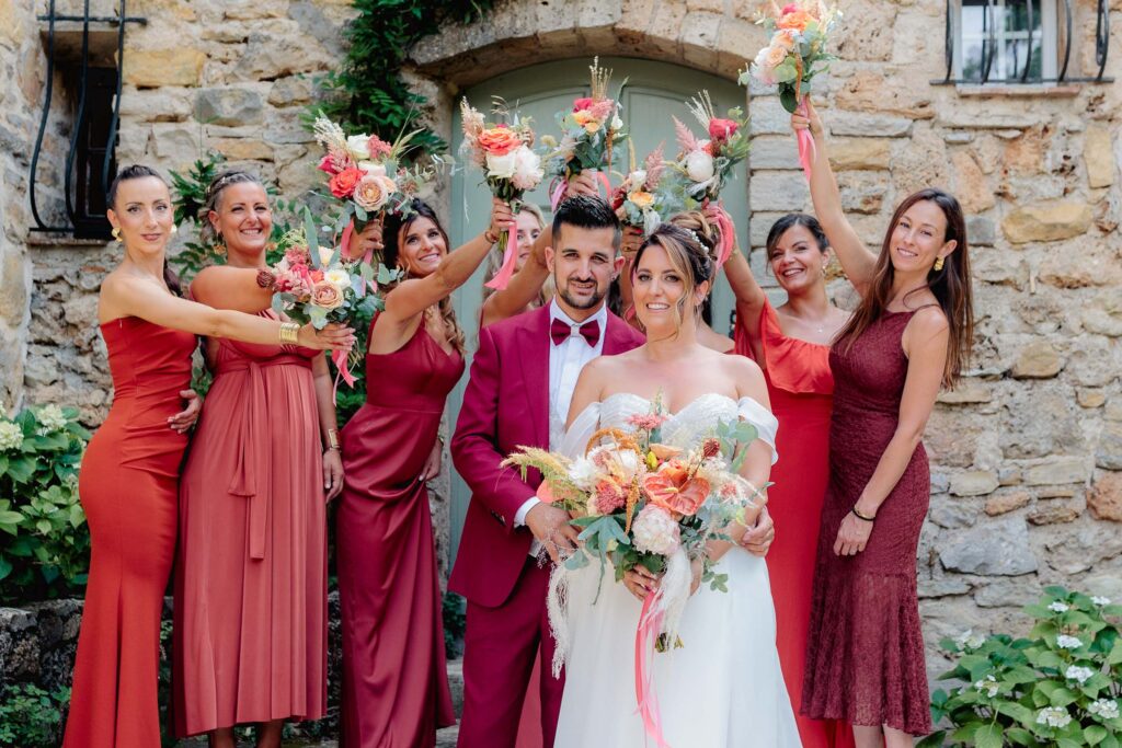 Mariage au Domaine MP à Lorgues dans le Var, un lieu structuré et apaisant favorisant une expérience cohérente